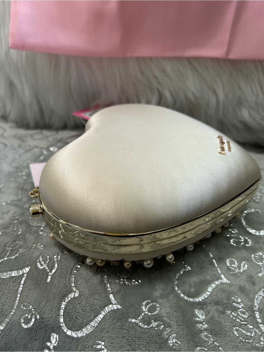 NWT Kate Spade NYC Pearl & Crystal Heart Bridal Clutch with Gold Chain- Ivory - Picture 10 of 12